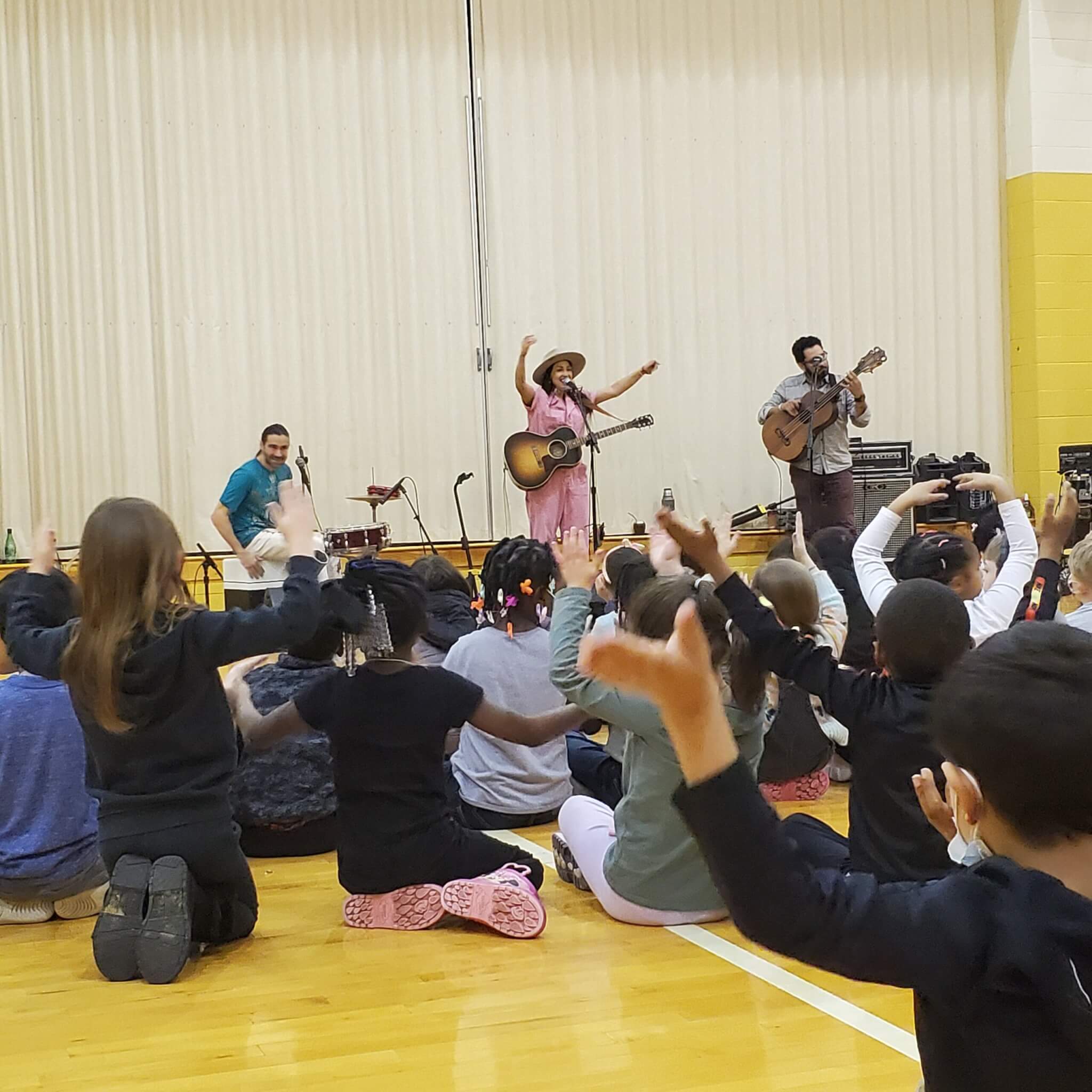 Students attend a Convos show
