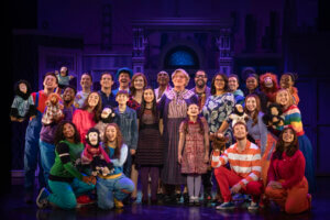 The National Touring Company of MRS. DOUBTFIRE.
Photo by Joan Marcus.
